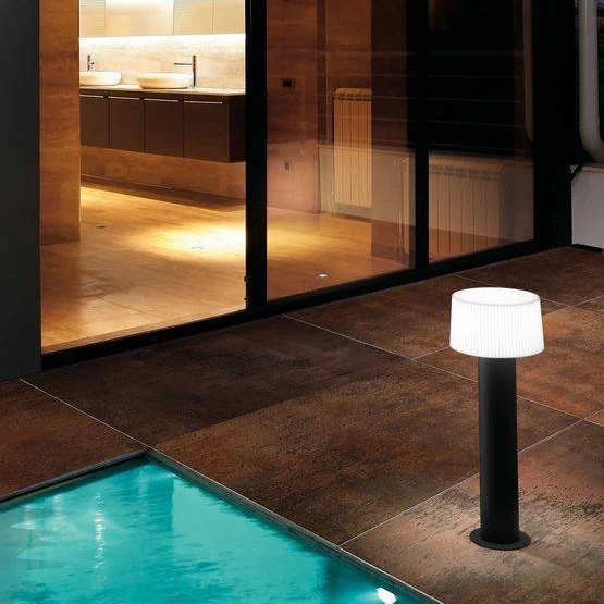 Borne Muffin Faro gris foncé E27 - Éclairage extérieur moderne
