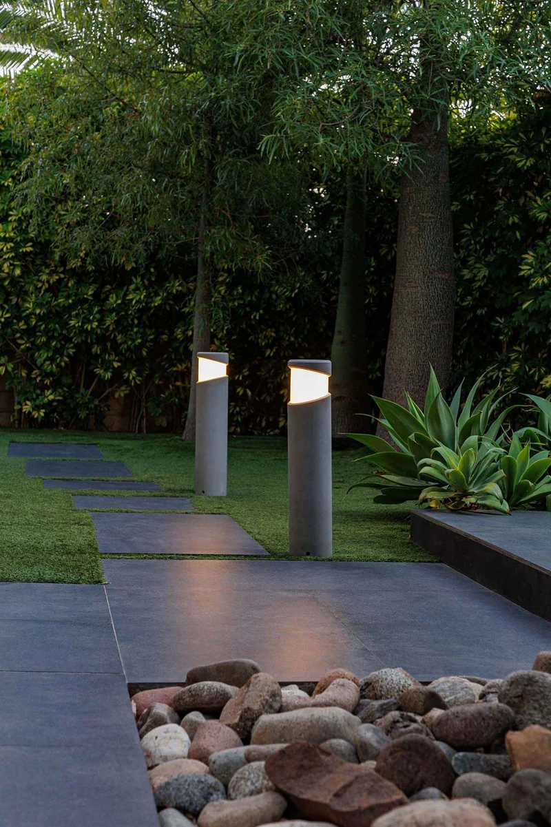 Borne extérieure lumineuse BLOCK-G béton IP65 pour jardin