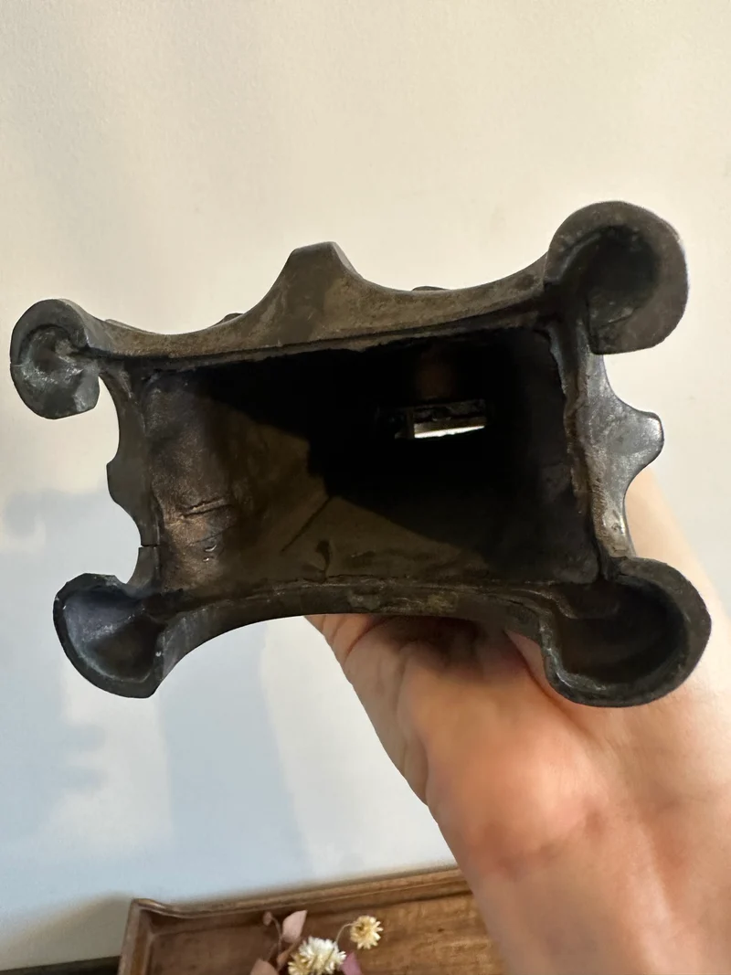 Horloge vintage style art nouveau sculptée