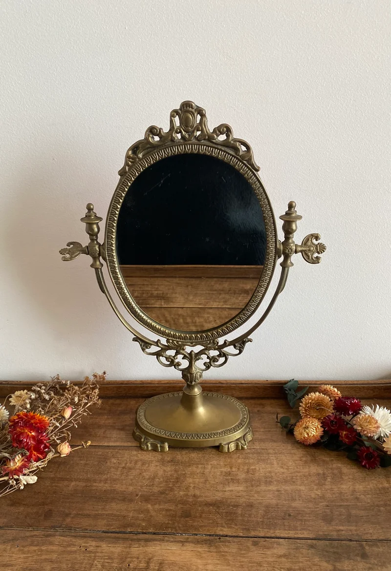 Miroir psyché sur pied en laiton doré