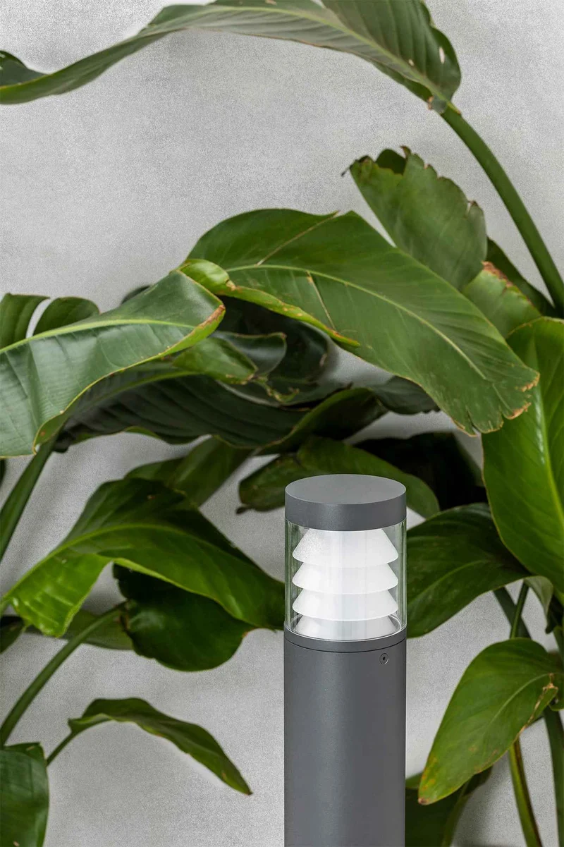 Borne extérieure PLIM-3 LED - Potelet éclairage jardin design anthracite