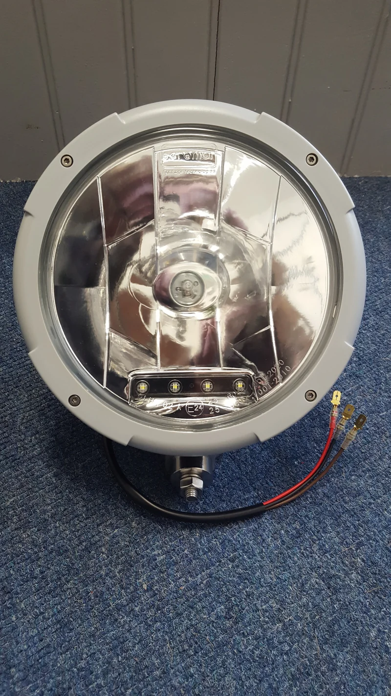 Lampe de conduite ronde avec feu de position LED / Boreman OFFRE !