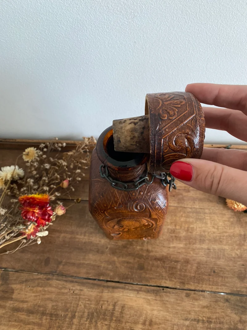 Bouteille de bar made in Spain cuir