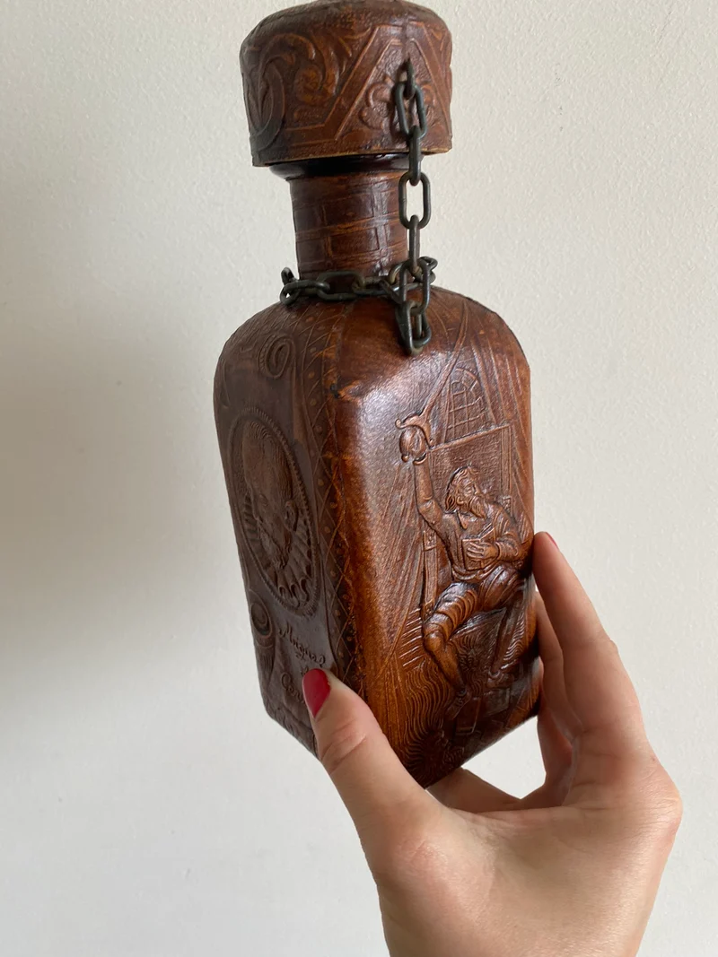 Bouteille de bar made in Spain cuir