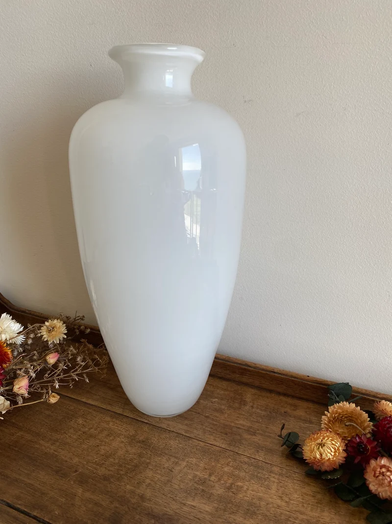 Vase en opaline blanche XL