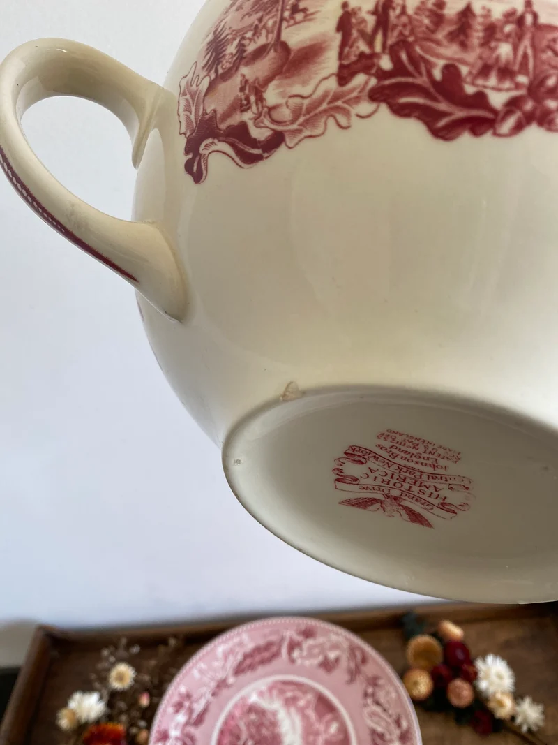 Tasse et assiette en porcelaine XL British roses Johnsons Bros collection Historic America
