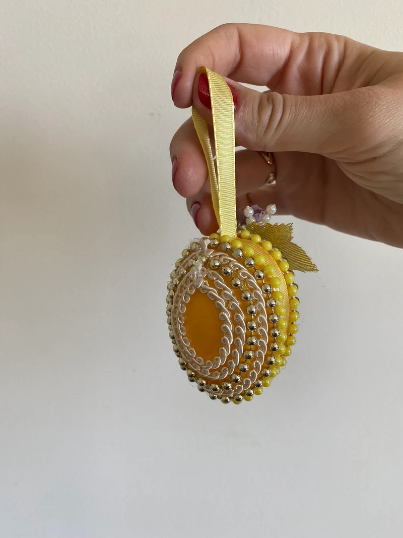 Oeufs décoratifs à accrocher