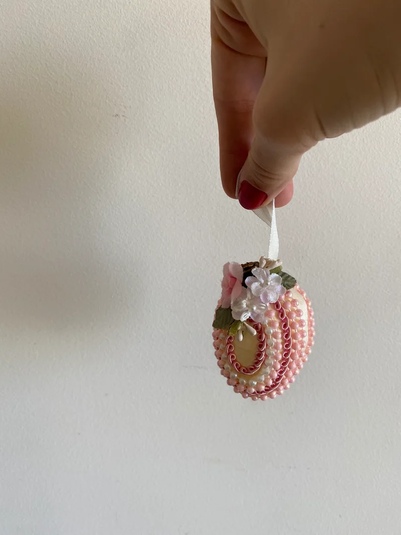 Oeufs décoratifs à accrocher