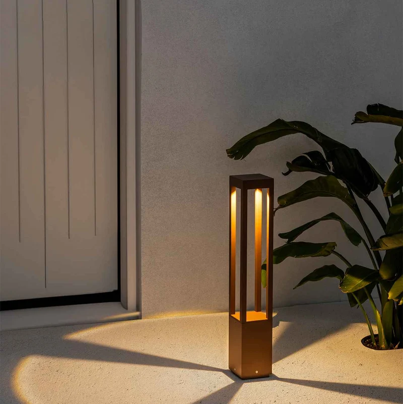 Borne lumineuse LED AGRA-G design extérieur - Éclairage jardin IP54 marron rouille