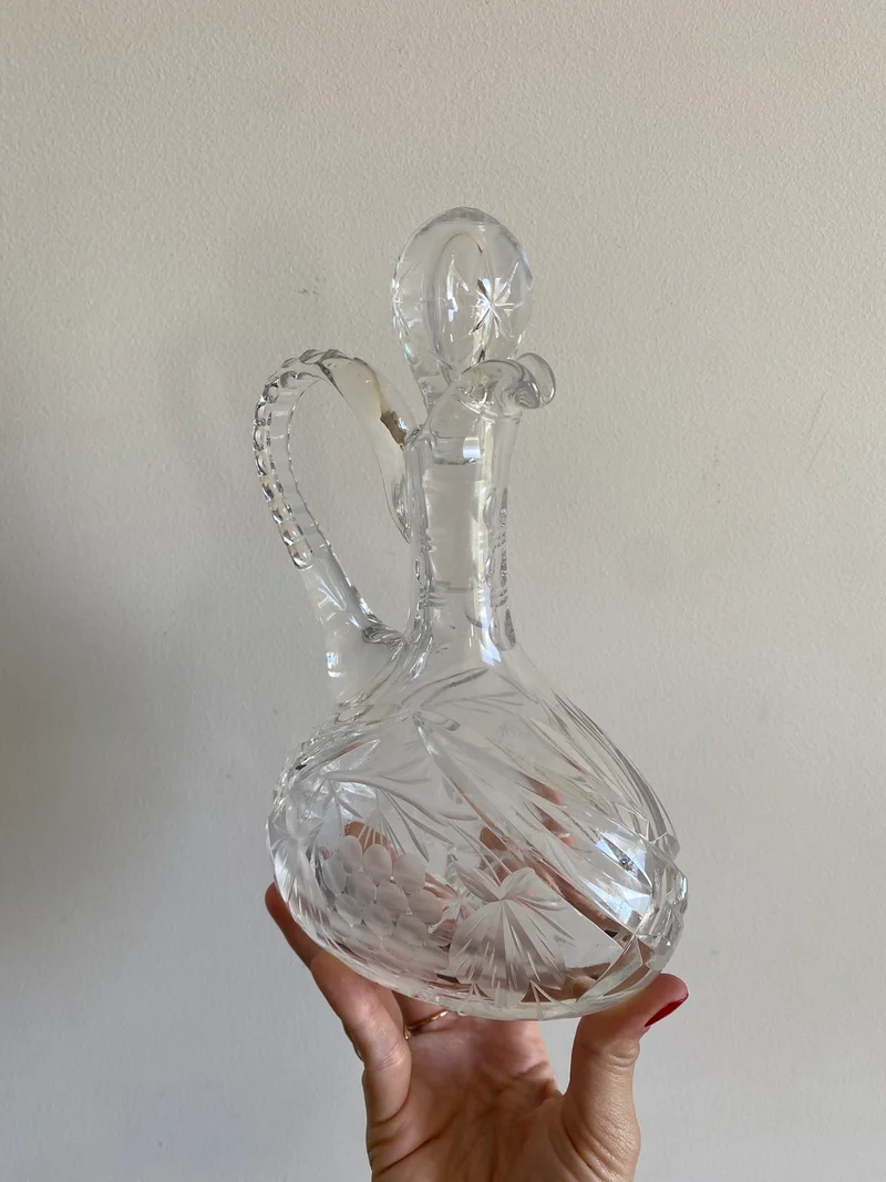 Carafe en cristal ciselé