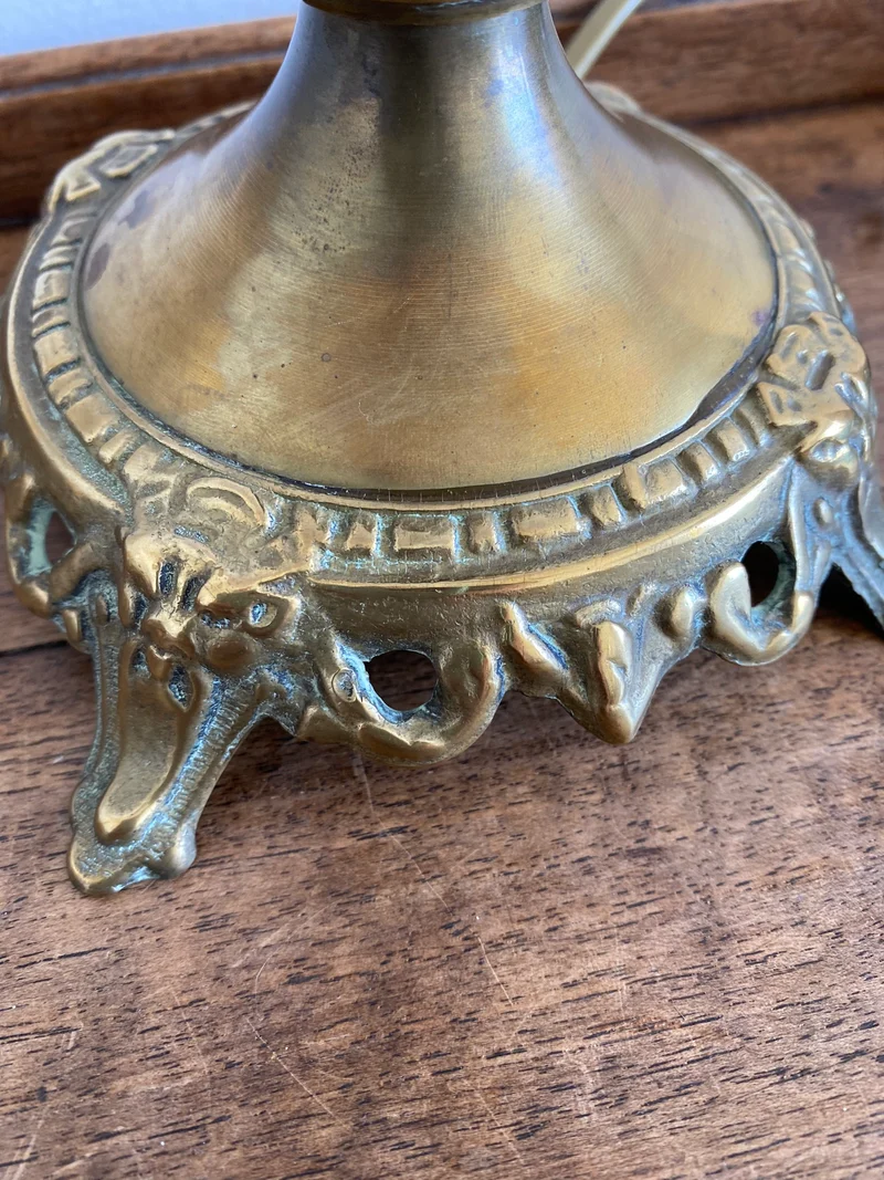Lampe de chevet socle en laiton et abat jour fleur