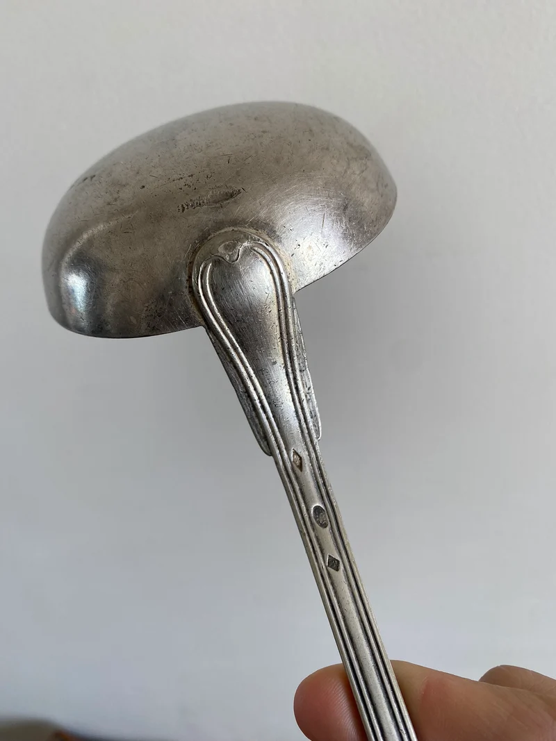Louche en métal argenté