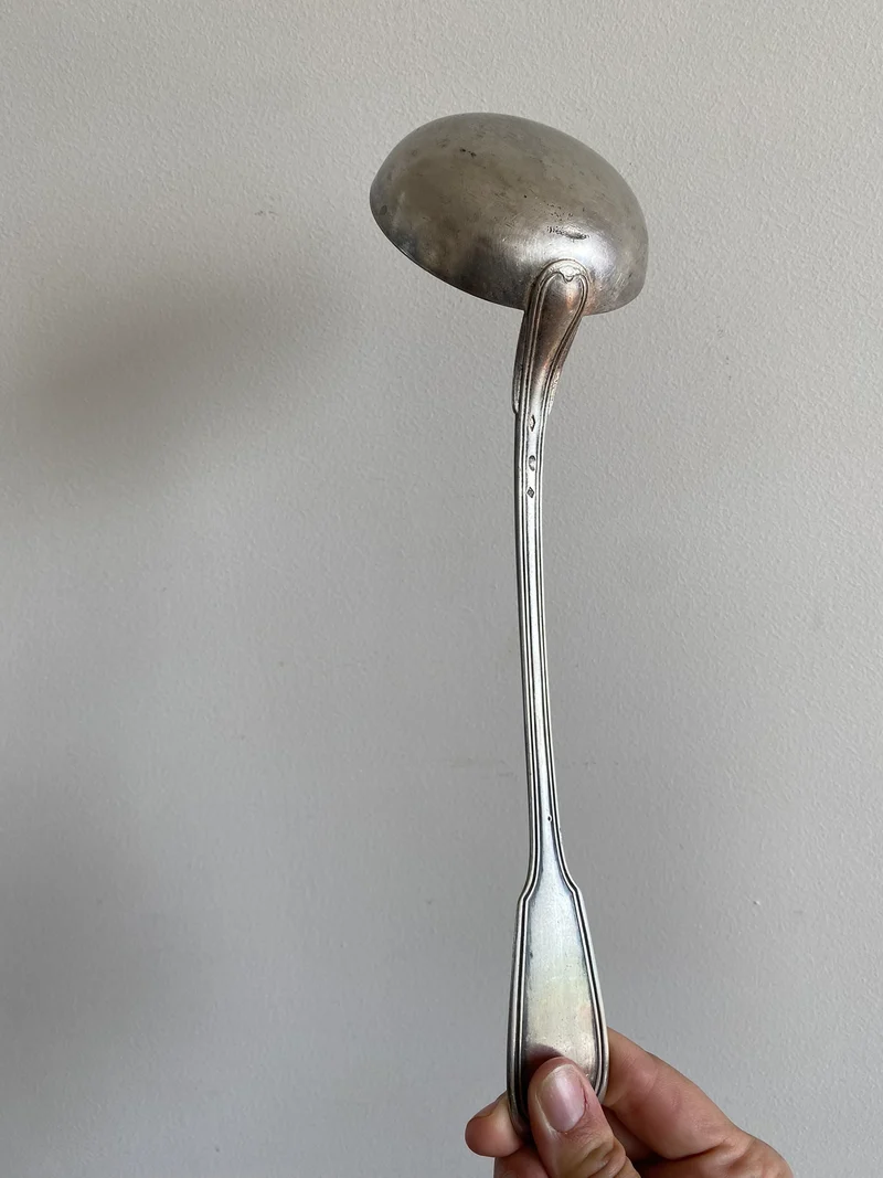 Louche en métal argenté