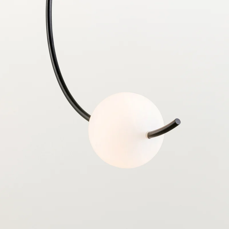 Estiluz Loop Pendant Lamp R70