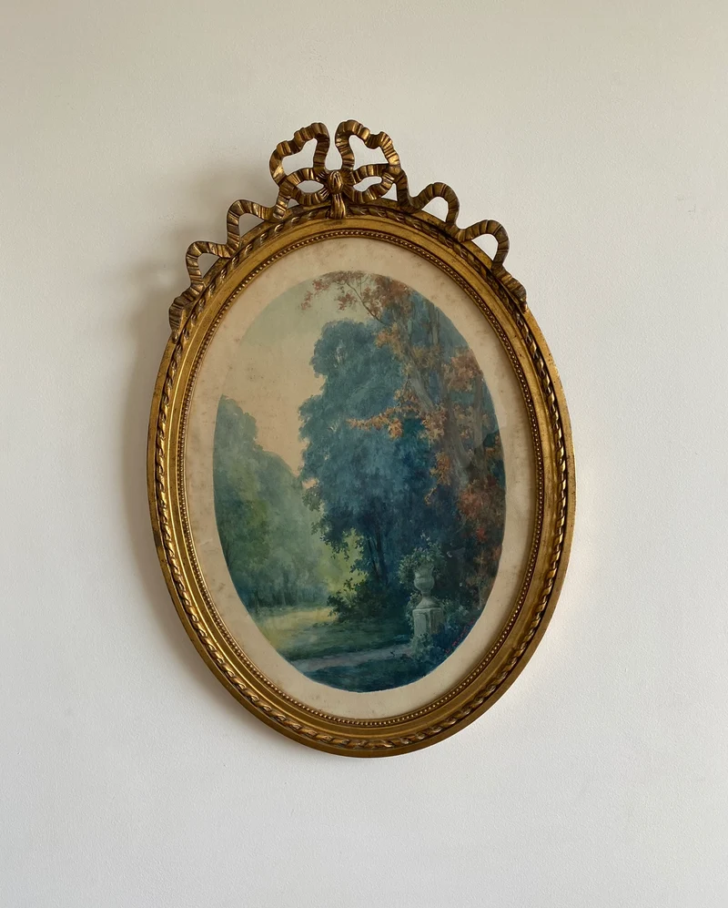 Aquarelle tons bleus dans grand cadre doré style Louis XVI