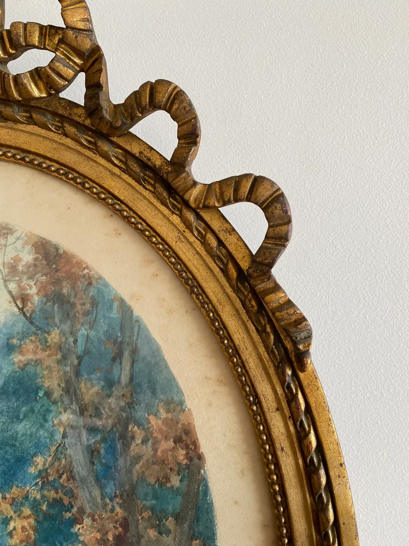 Aquarelle tons bleus dans grand cadre doré style Louis XVI