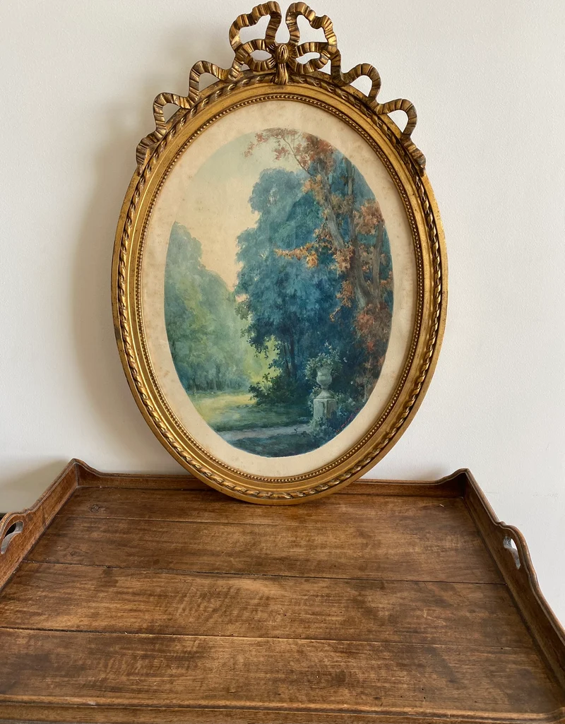 Aquarelle tons bleus dans grand cadre doré style Louis XVI