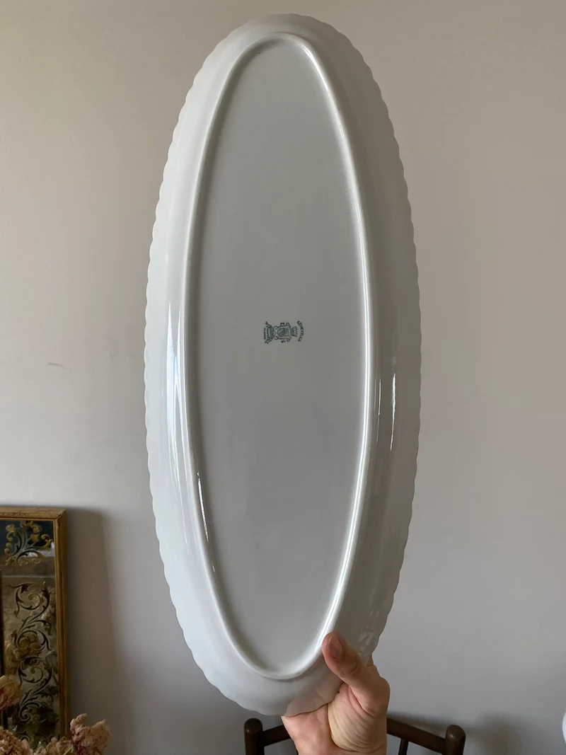 Plat de service en faience Luneveille