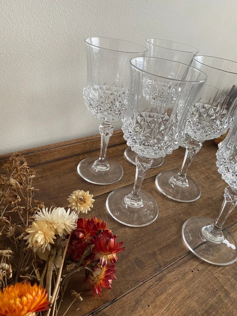 Verres en cristal décoration en pointes de diamants