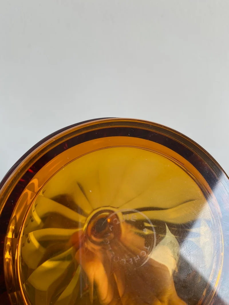 Flacon cristal de bohème ambre tchecoslovaquie
