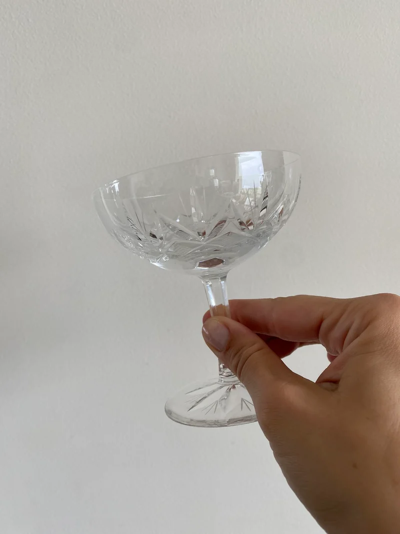 Coupelles à champagne en cristal ciselé