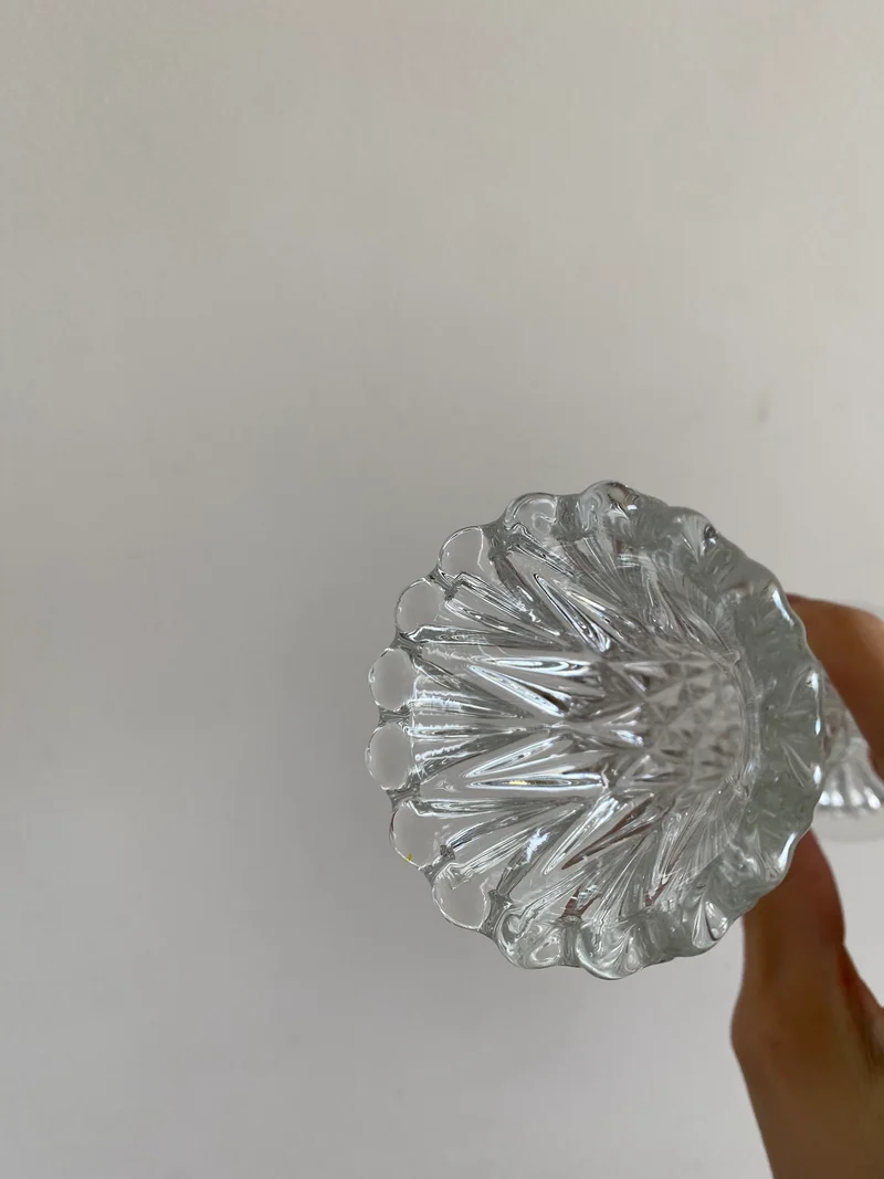 Soliflore en verre ciselé