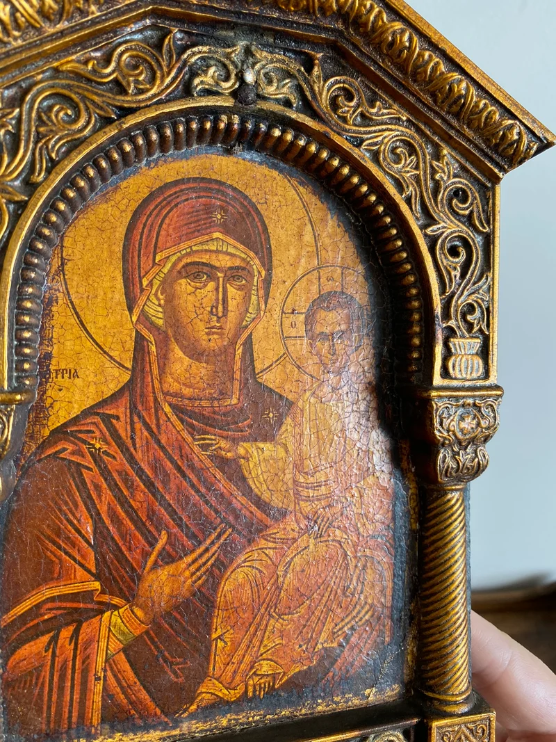 Représentation religieuse orthodoxe cadre sculpté piliers torsadés
