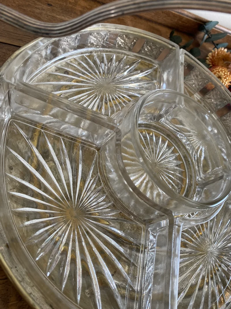 Plateau de service en métal argenté avec compartiments en verre années 30