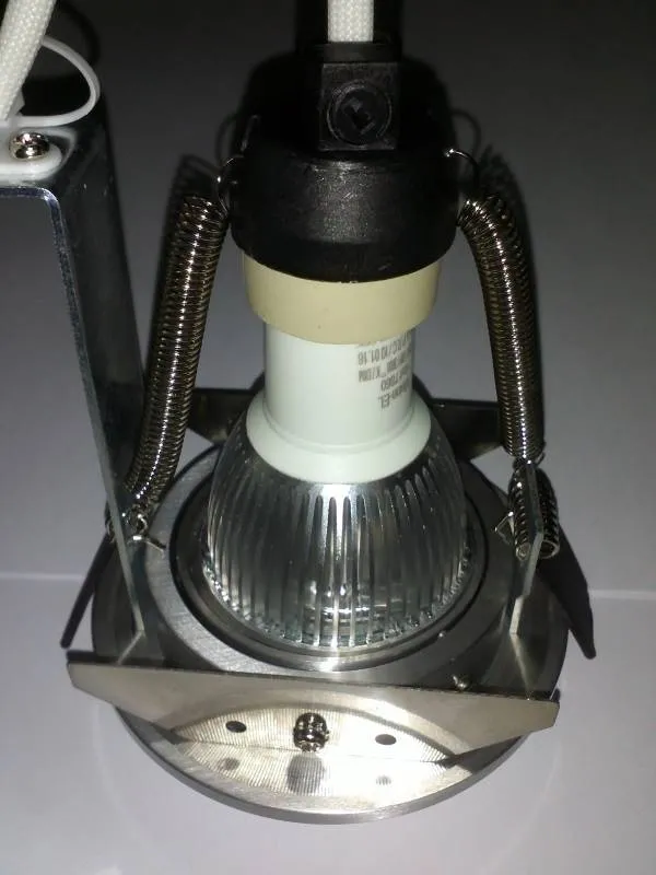 Spot encastrable orientable GU10 EAS rond basse luminance