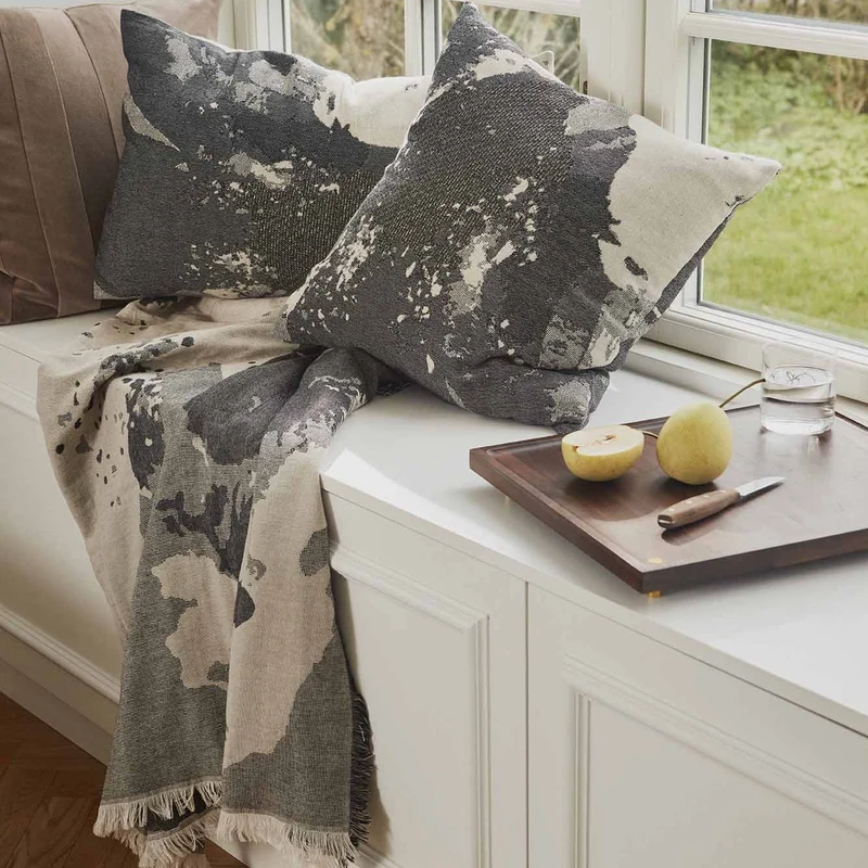 AYTM Floreo Cushion