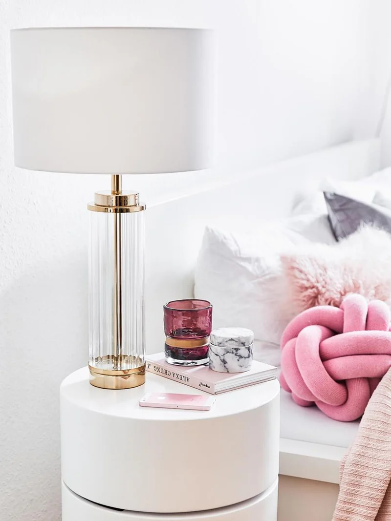 Lampe Blanche Sur Pied