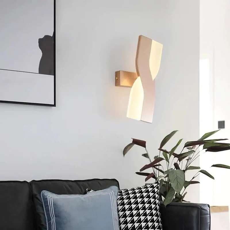 Modern Minimalist Nordic LED Wall Sconce With Wavy Twisted Acrylic Shade For Super Cozy Bedroom Living Room Soft Gentle Ambient Lighting And Lowkey Pretty Vibe