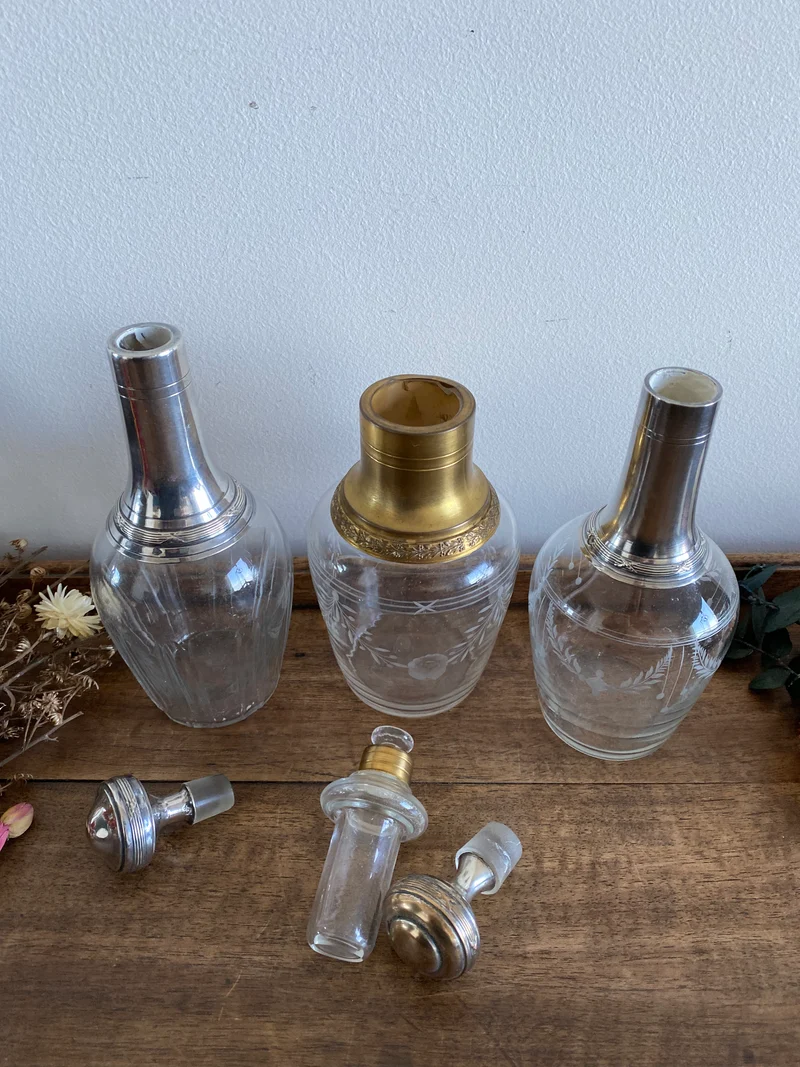 Flacons en verre années 1900