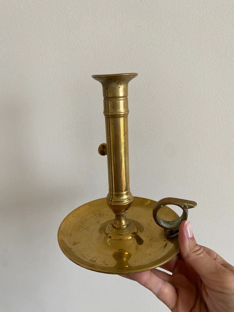 Bougeoirs à pressoir en laiton doré