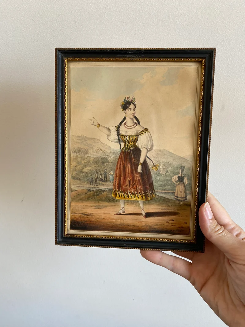 Gravures encadrées costumes d'époque
