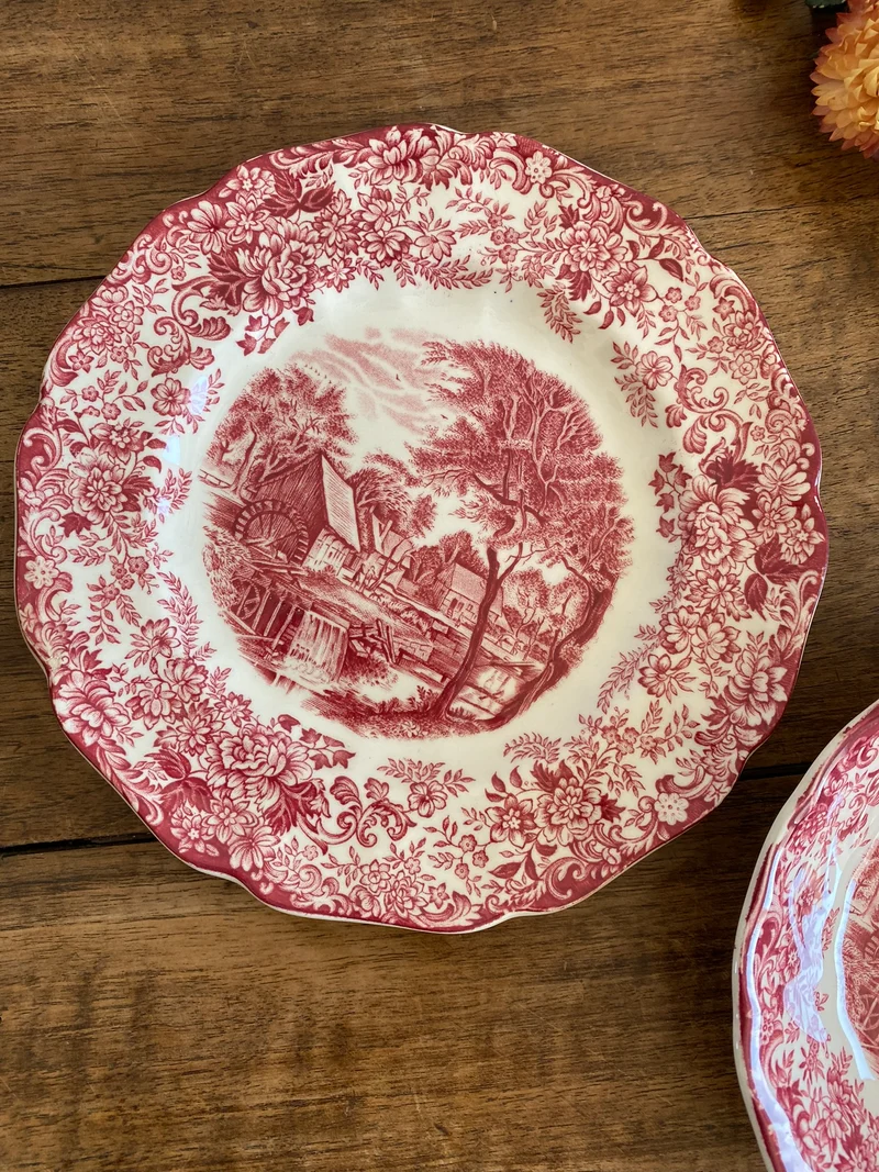 Coupelle et petite assiette assortie