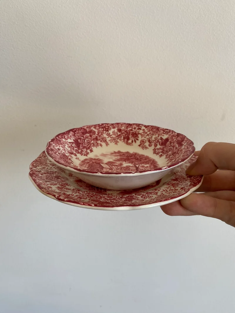 Coupelle et petite assiette assortie