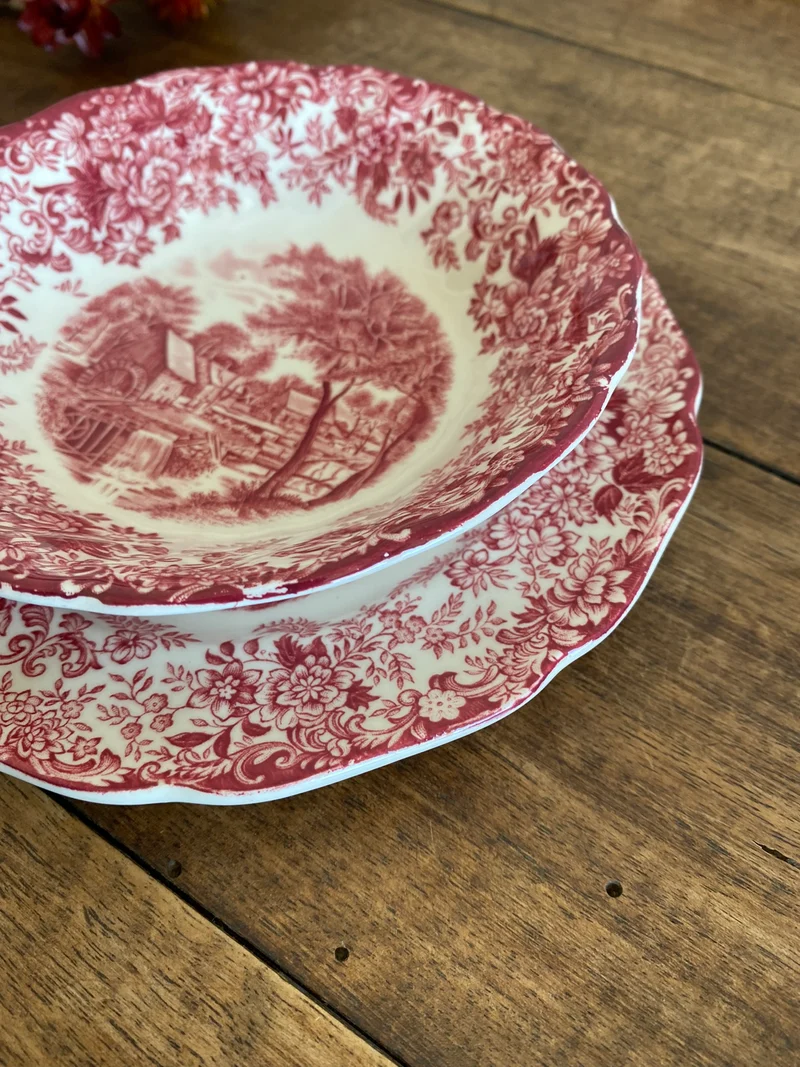Coupelle et petite assiette assortie
