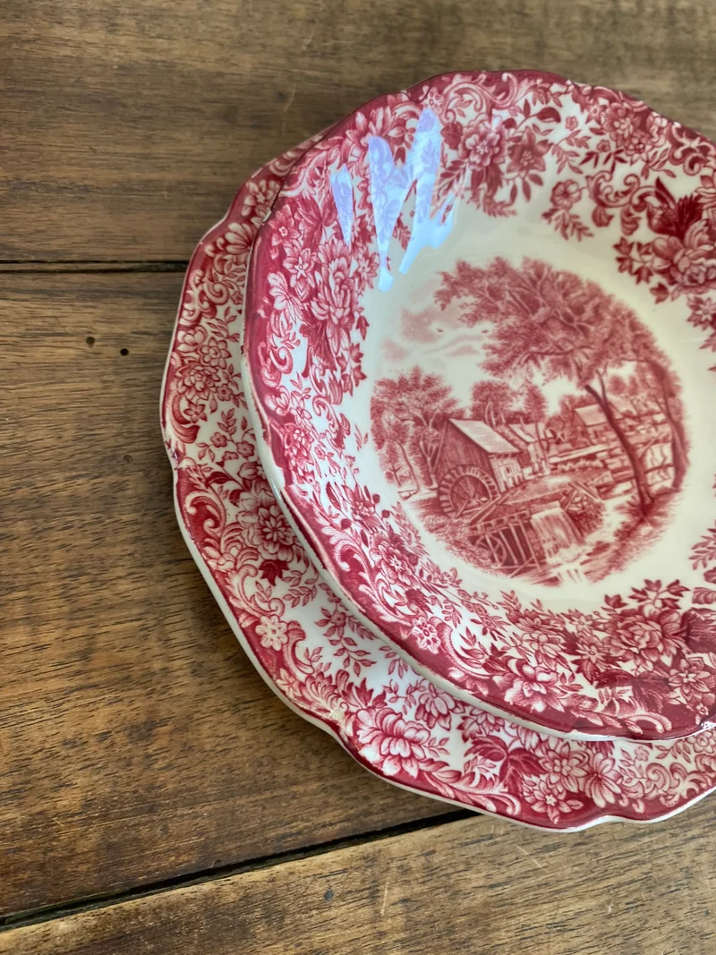 Coupelle et petite assiette assortie