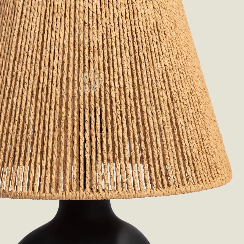 Lampe noire nordique
