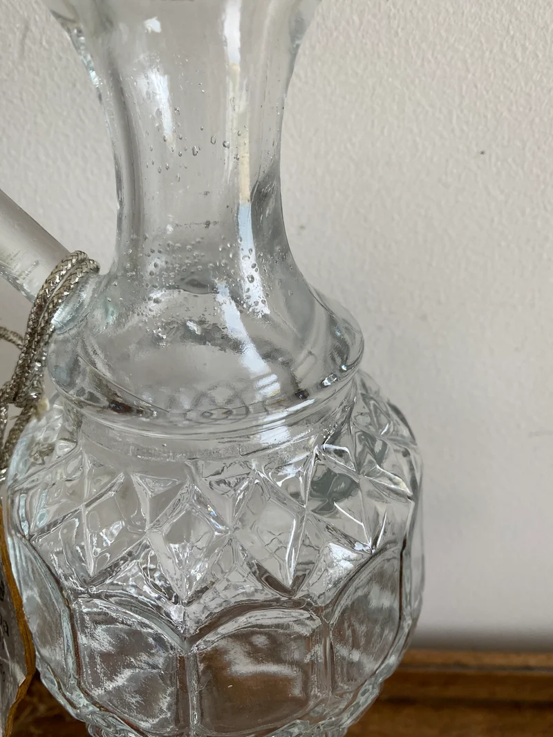 Bouteilles à liqueur en verre