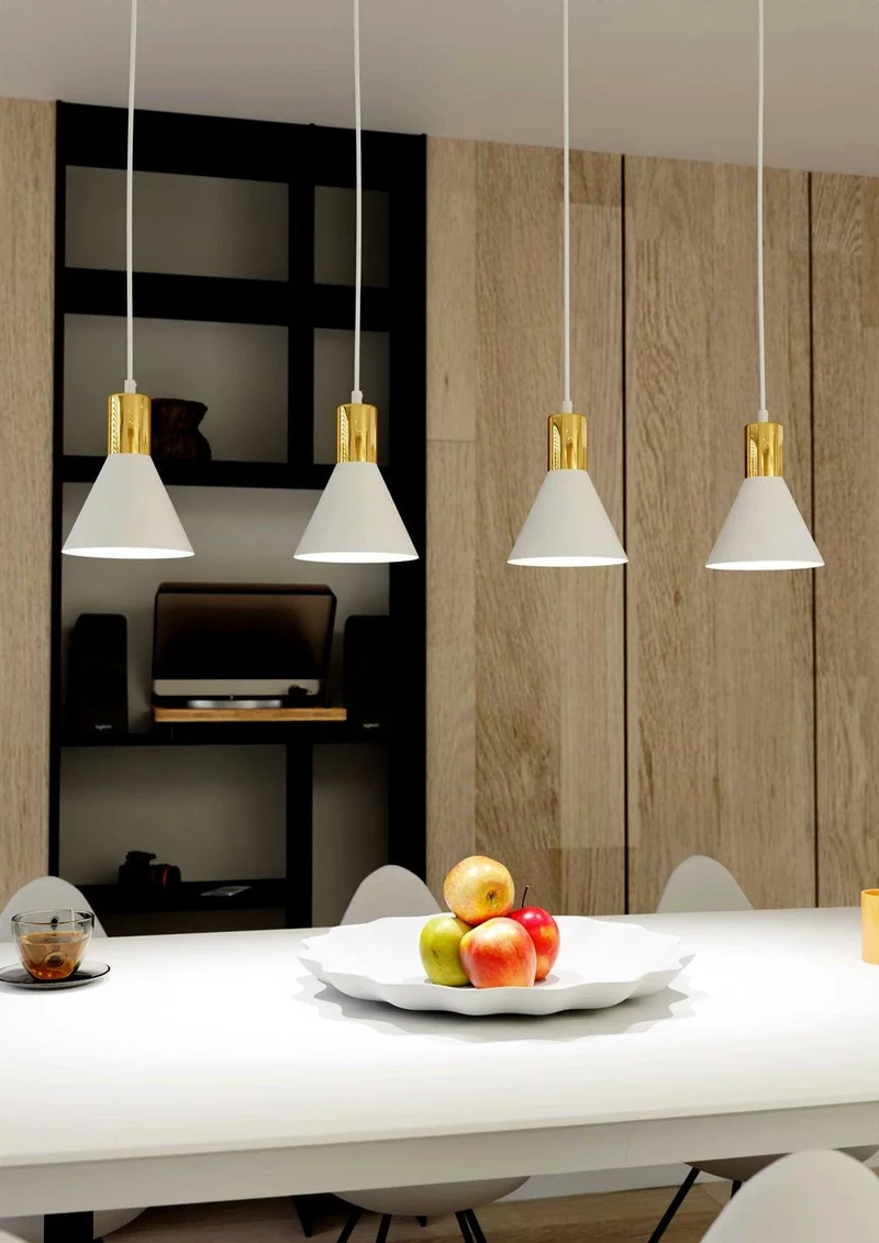 Suspensions Noires Table de Salon