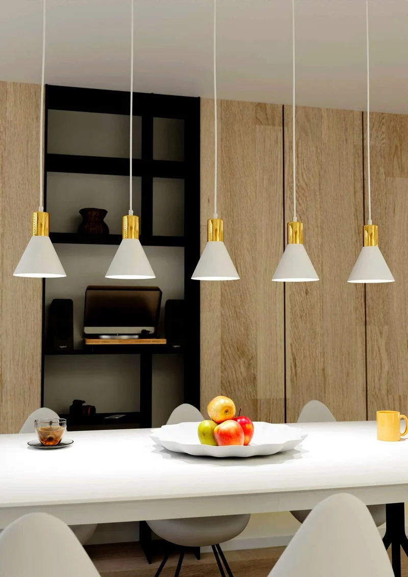 Suspensions Noires Table de Salon