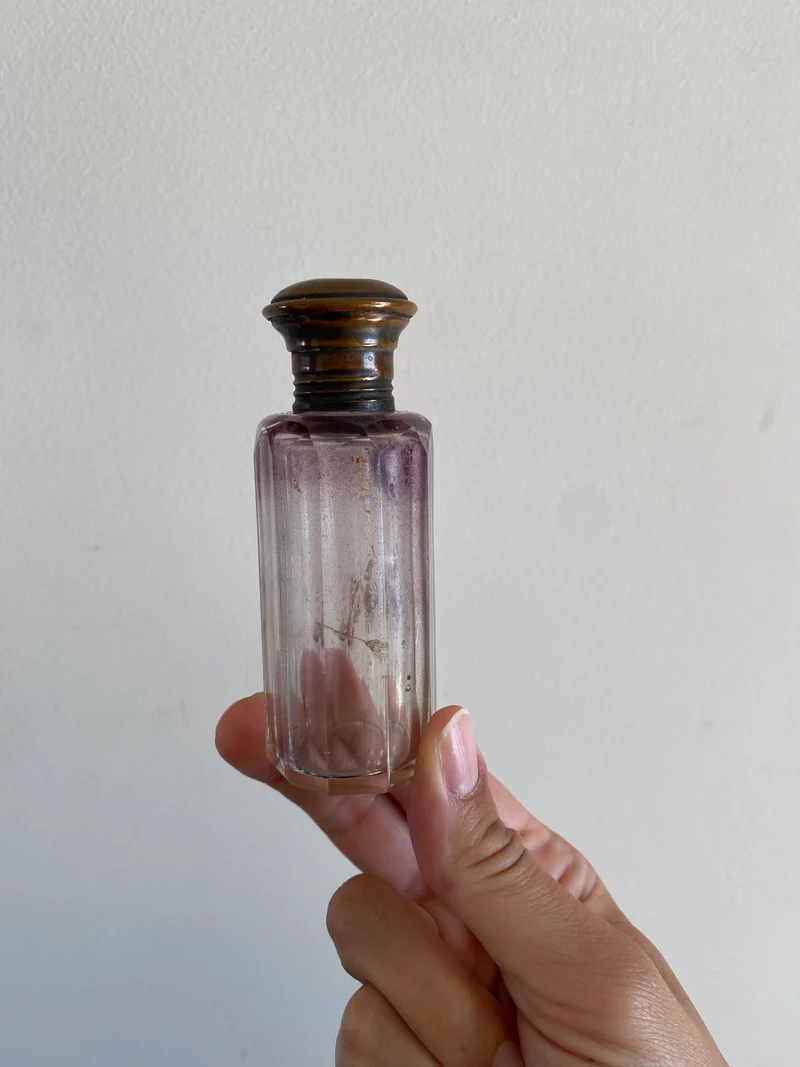 Flacon à parfum ancien