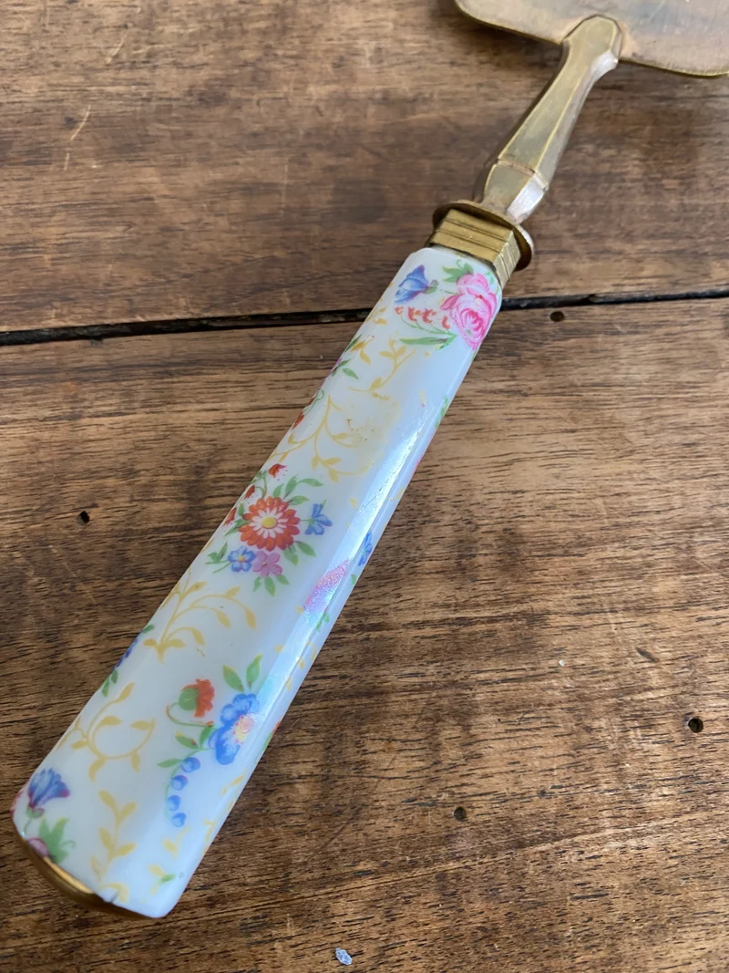 Pelle à tarte manche porcelaine