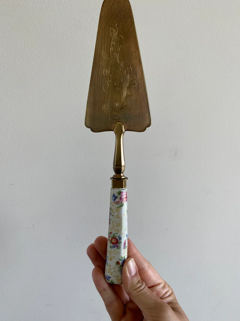 Pelle à tarte manche porcelaine