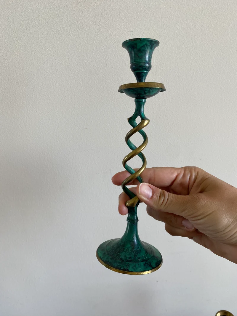 Bougeoirs torsadés en laiton