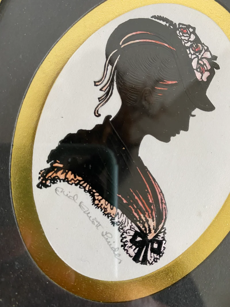 Portraits silhouettes Signées Enid Elliott Linder