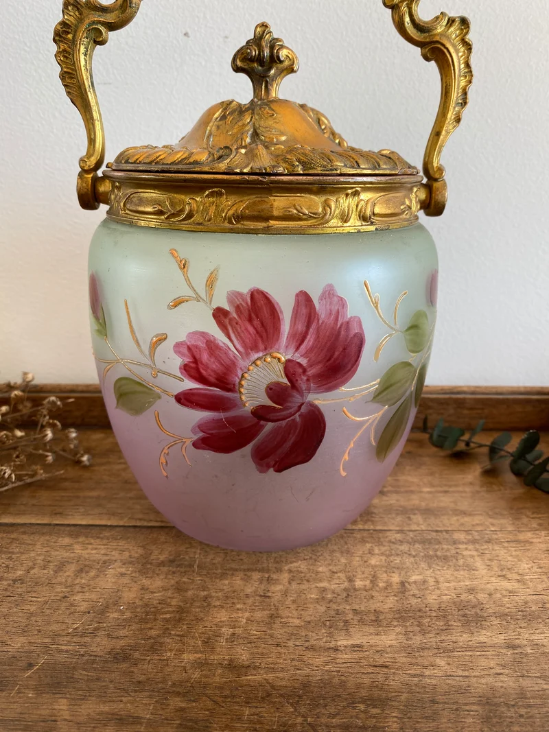 Pot à biscuit couvercle en régule Art Deco