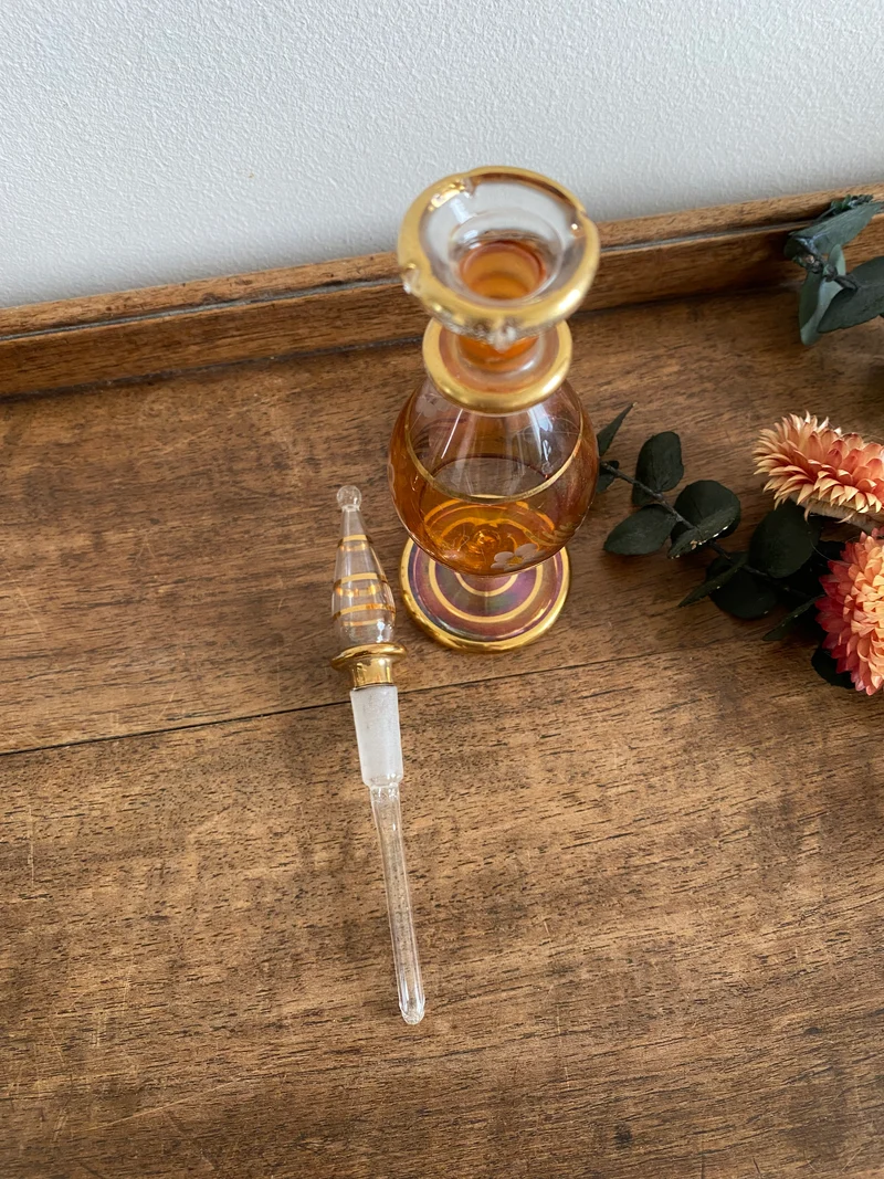 Fioles à parfum égyptiennes vintage en verre tons orangés